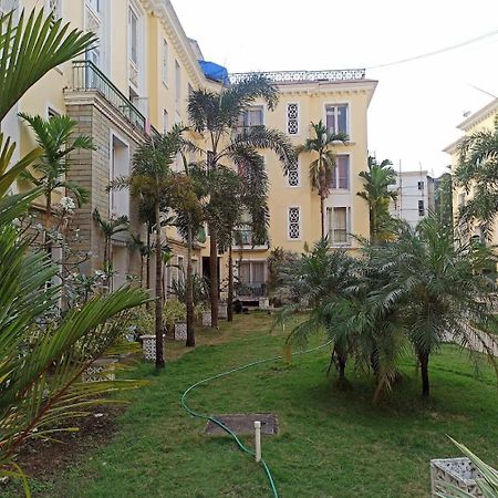 ארפורה Ronnie'S Studio Apartment מראה חיצוני תמונה