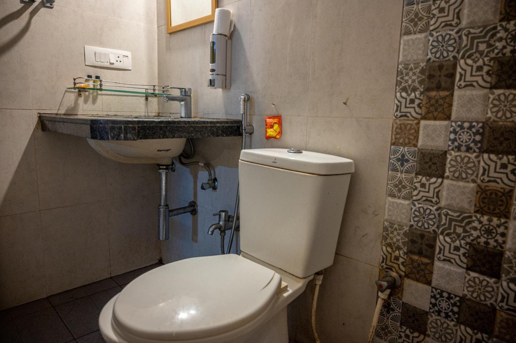 ארפורה Ronnie'S Studio Apartment מראה חיצוני תמונה