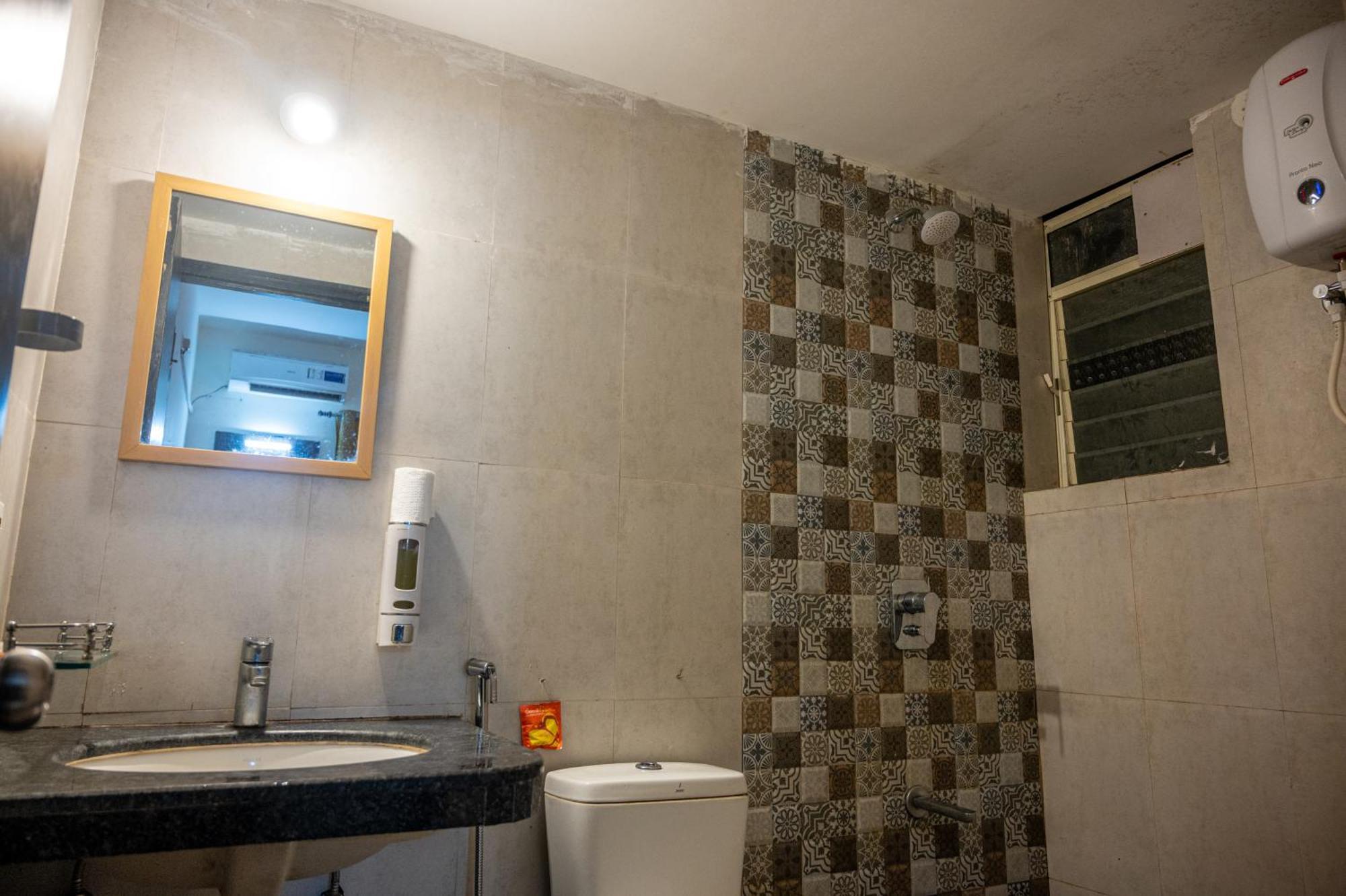 ארפורה Ronnie'S Studio Apartment מראה חיצוני תמונה